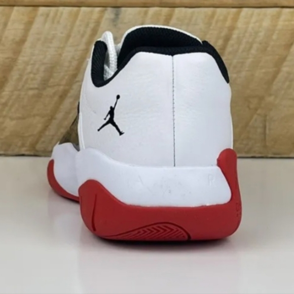 AIR JORDAN 11 CMFT "BRED" MEN'S US SIZE 10 BRAND NEW IN BOX - Picture 6 of 12